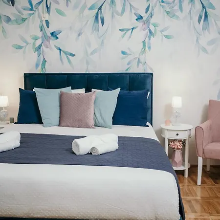 Violet Vista - Smart Apartment *