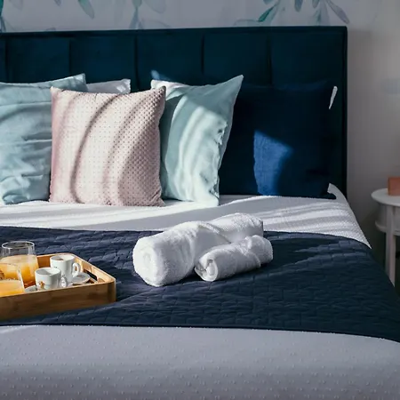 Violet Vista - Smart Apartment